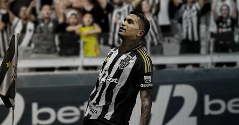 Atlético-MG: Dudu Titular? Cuca Define Estratégia para Duelo Crucial Contra o Bahia no Brasileirão