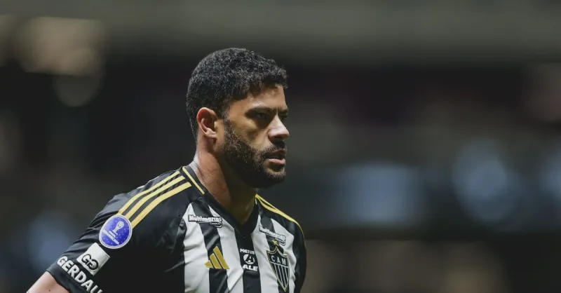 Hulk e o Cartão Inédito: Galo Avança na Sula em Noite de Lances Marcantes