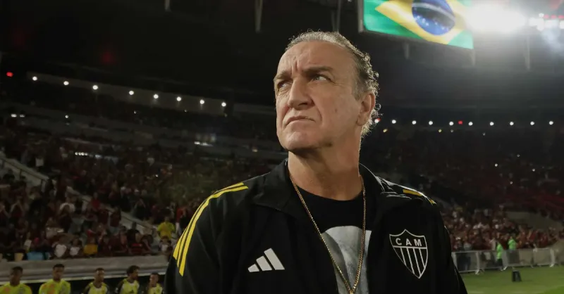 Cuca Avalia Elenco do Atlético-MG: Reforços e a Busca por Equilíbrio