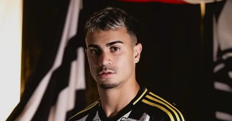 Atlético-MG: Cuca Esconde Escalação e Reinier Retorna para Conflito com Vasco