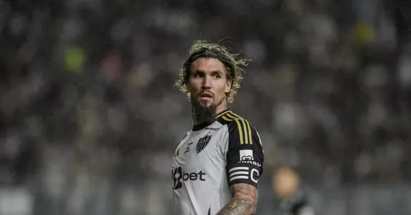 Lyanco Indispensável: Elogios de Cuca e Desgaste da Sequência no Atlético-MG