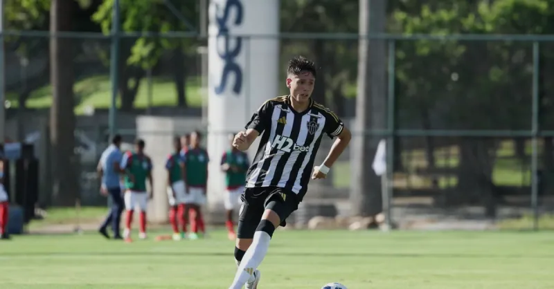 Atlético-MG: Román pode jogar lesionado? O drama da defesa no clássico