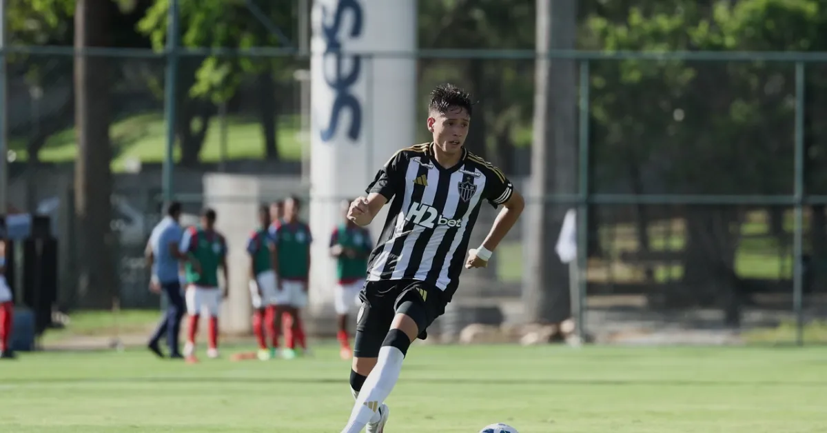 Atlético-MG: Román pode jogar lesionado? O drama da defesa no clássico