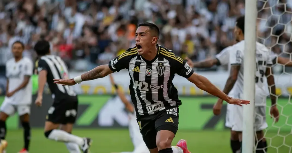 Atlético-MG vs. Botafogo: Batalha pelo Lateral-Direito Júlio Fidelis do Fluminense aquece o mercado