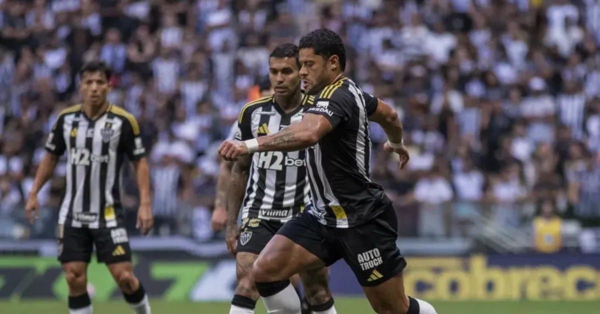 Igor Gomes Desmente Saída de Hulk do Atlético-MG e Exalta Ídolo Antes de Decisão na Sul-Americana