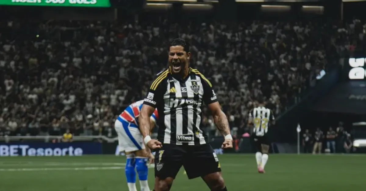 Hulk Brilha e Conquista: Gol e Homenagem Histórica na Arena MRV