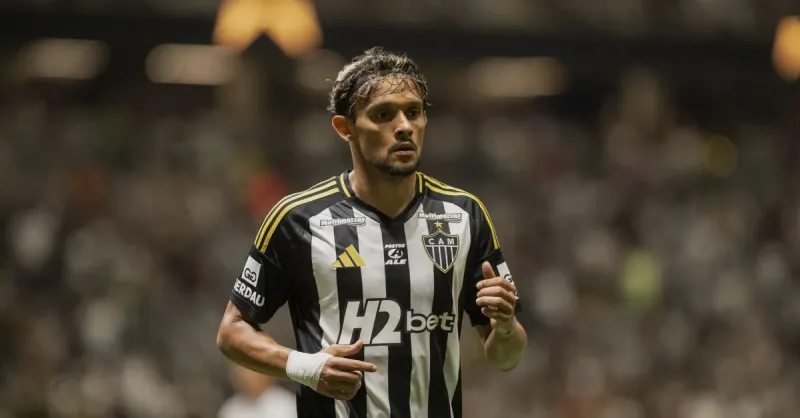 Atlético-MG garante Scarpa para 2026 e reage a tropeço no Brasileirão