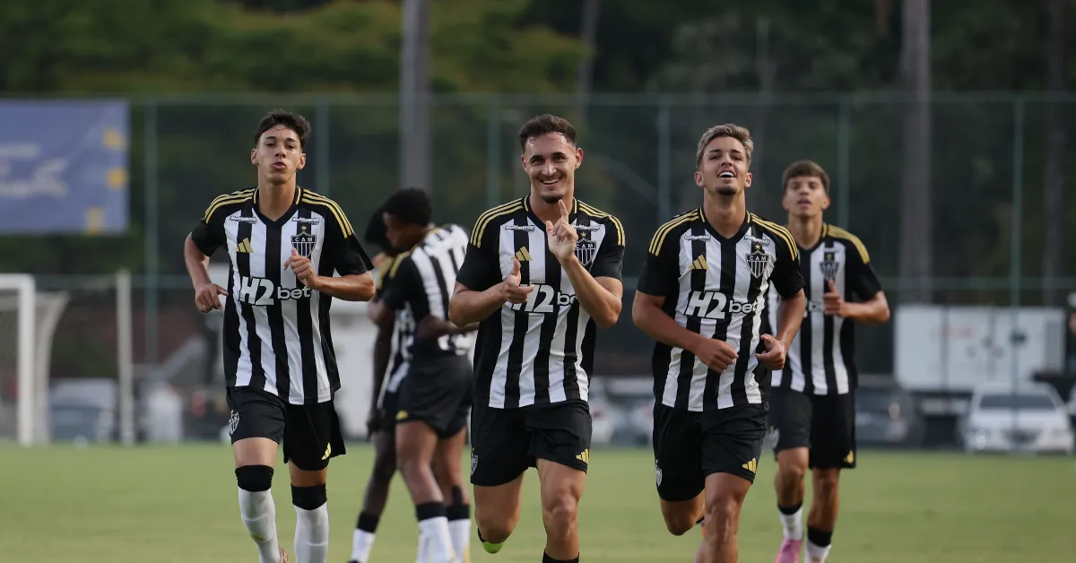 Atlético-MG Redefine Estratégia de Contratações para 2026: Foco em Jovens Talentos