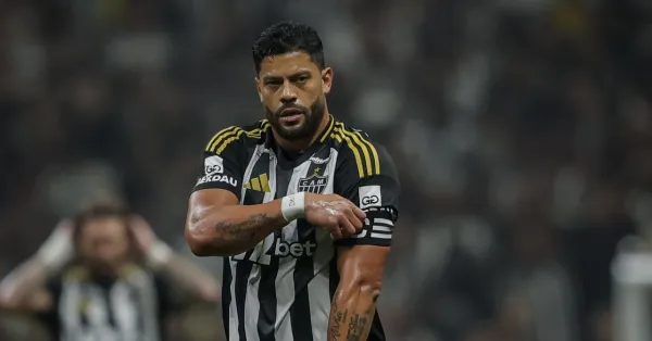 Reinaldo Cobra Ataque e Protege Hulk: A Visão Crucial do Ídolo do Atlético-MG