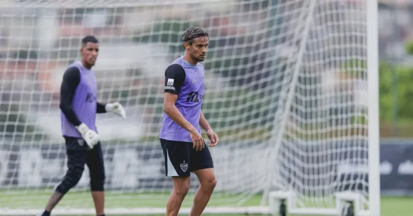 Scarpa Desvia de Tentativas do Santos e Reforça Compromisso com Atlético-MG