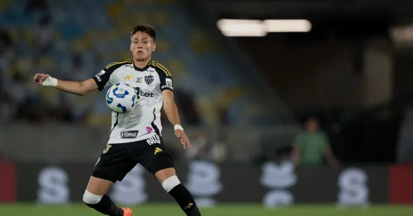 Corinthians Cobiça Lateral do Atlético-MG: Natanael é Alvo para 2026