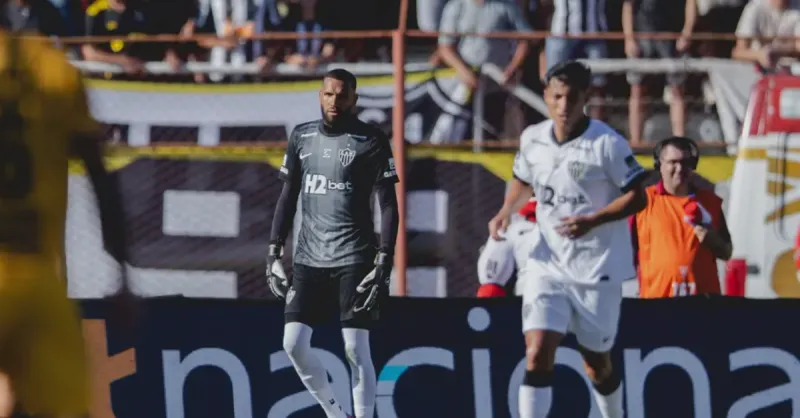 Éverson celebra crescimento do Atlético-MG e projeta duelo contra Bragantino